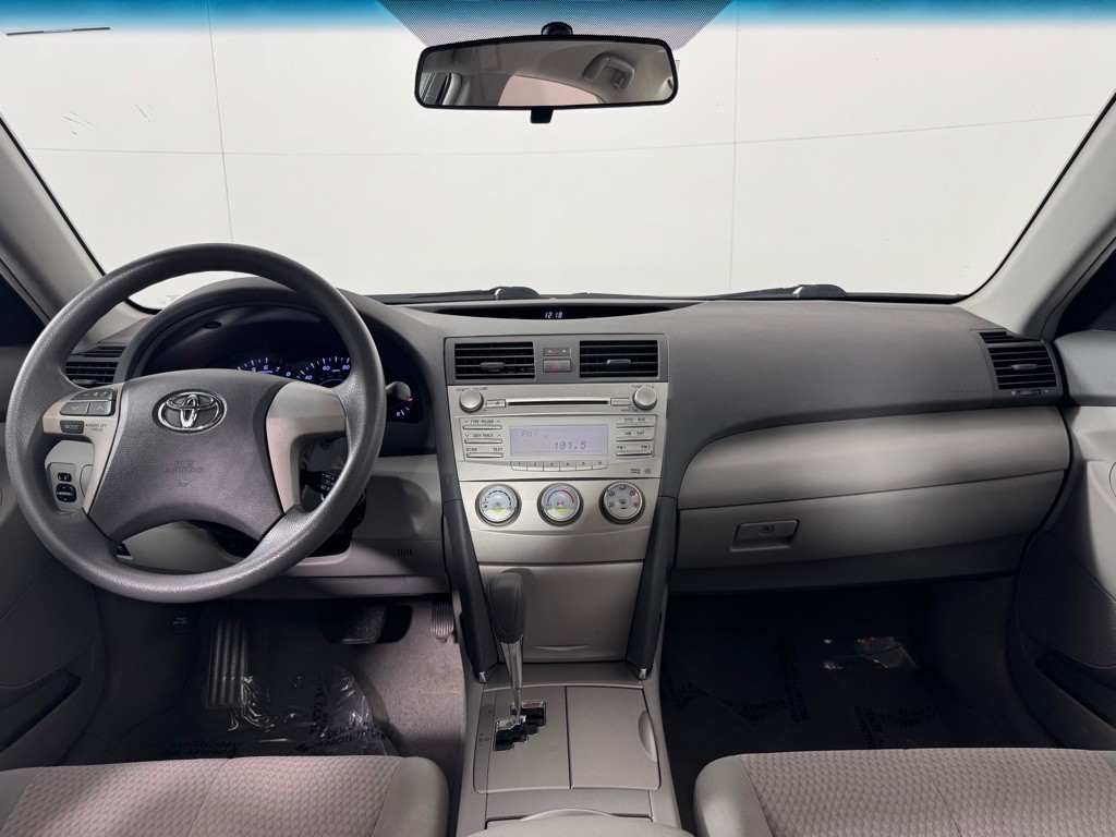 2011 Toyota Camry Image 21