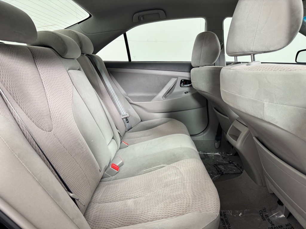 2011 Toyota Camry Image 22