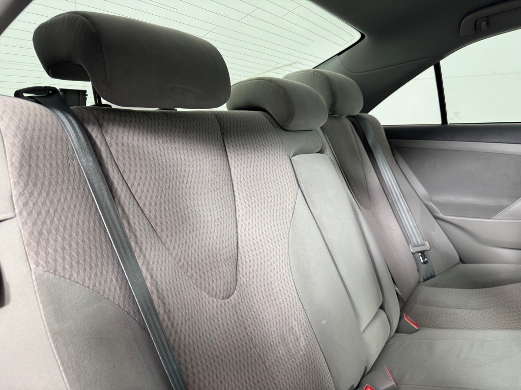 2011 Toyota Camry Image 23