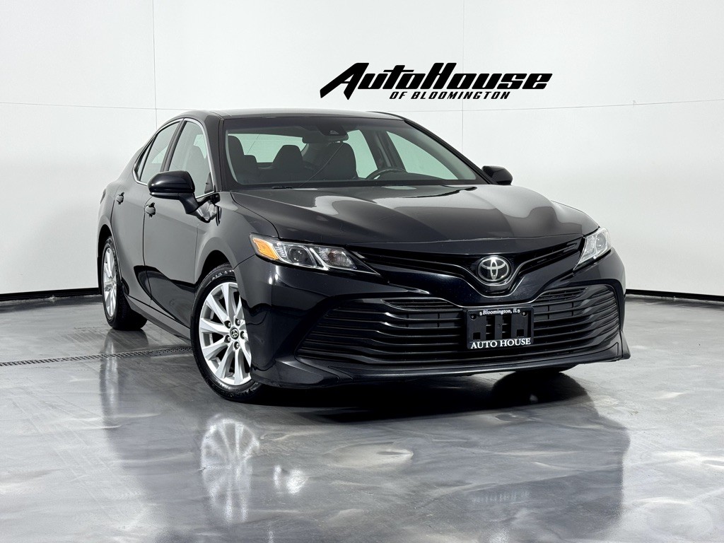 2020 Toyota Camry Image 1