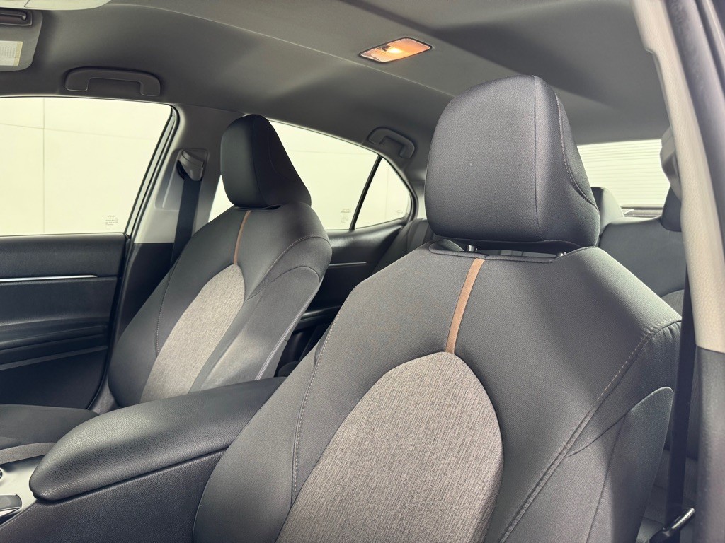 2020 Toyota Camry Image 13