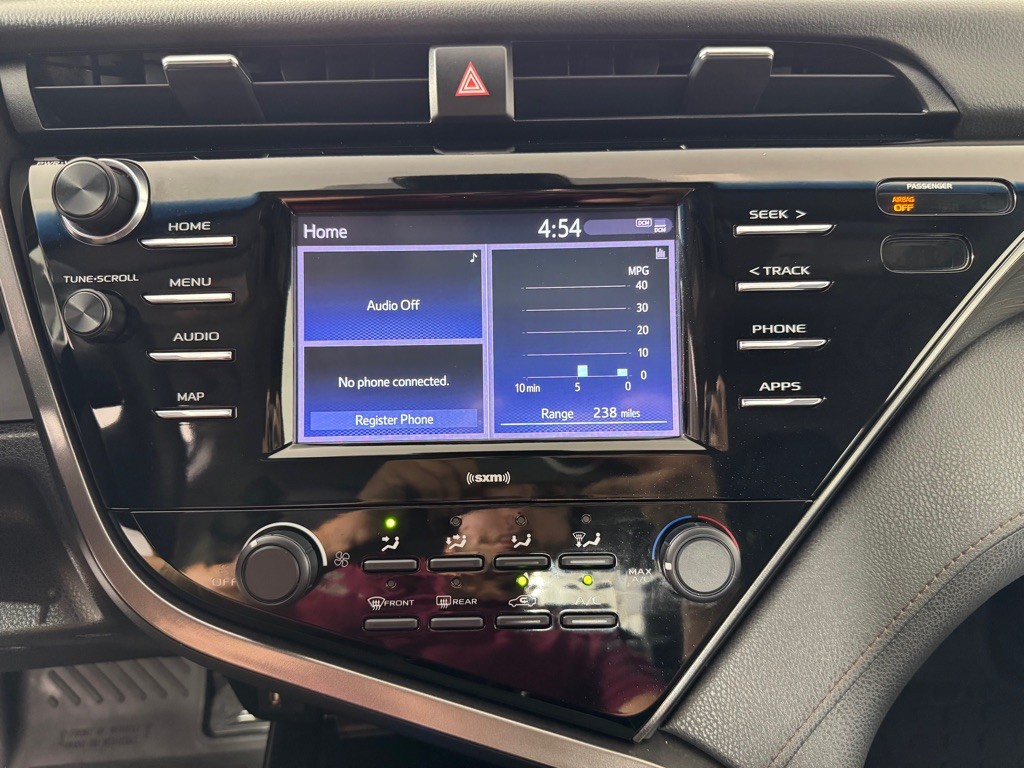 2020 Toyota Camry Image 15