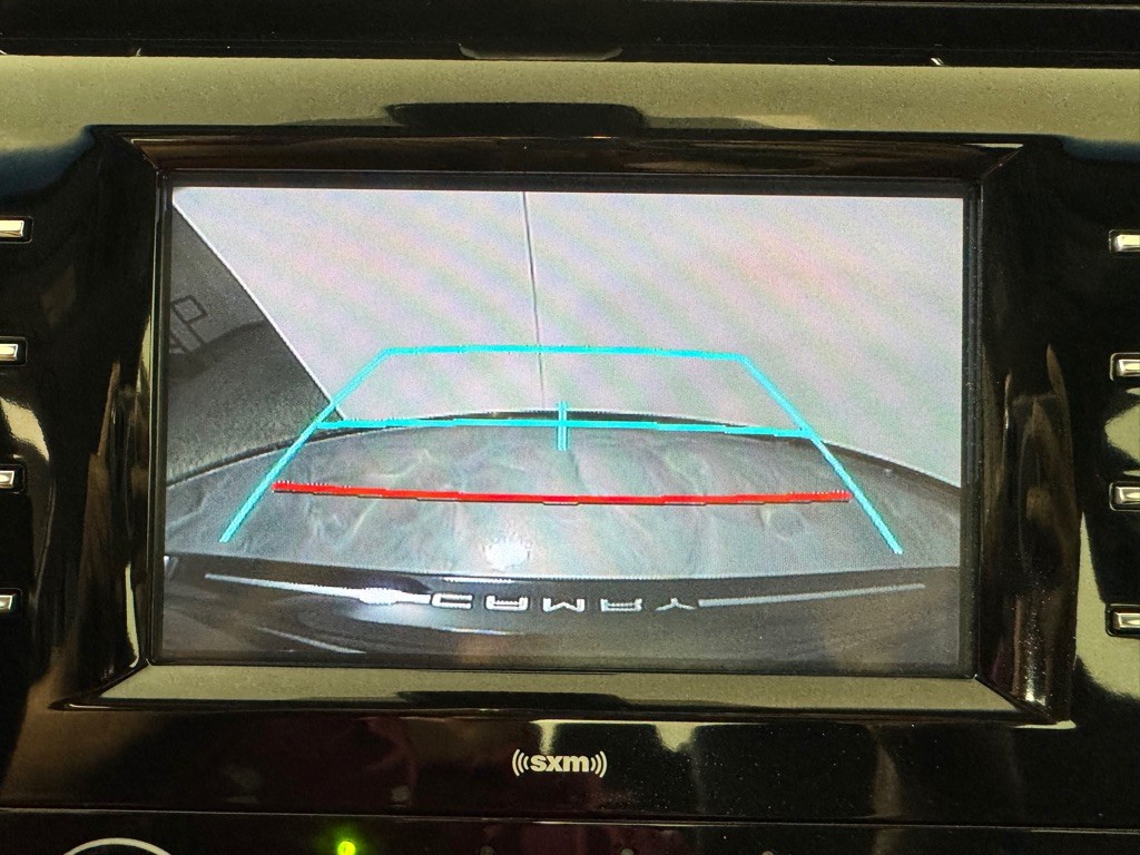 2020 Toyota Camry Image 17
