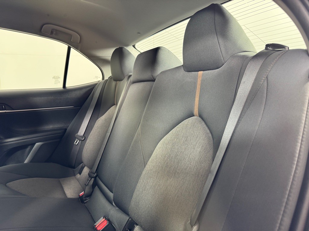 2020 Toyota Camry Image 20