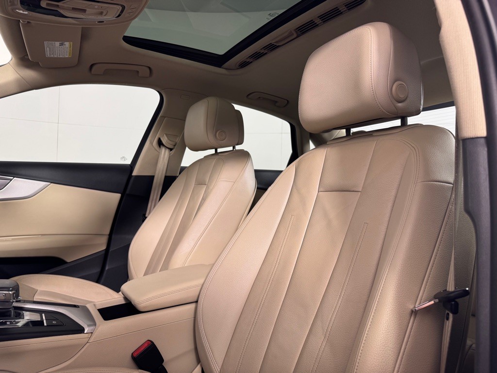 2018 Audi A4 Image 14