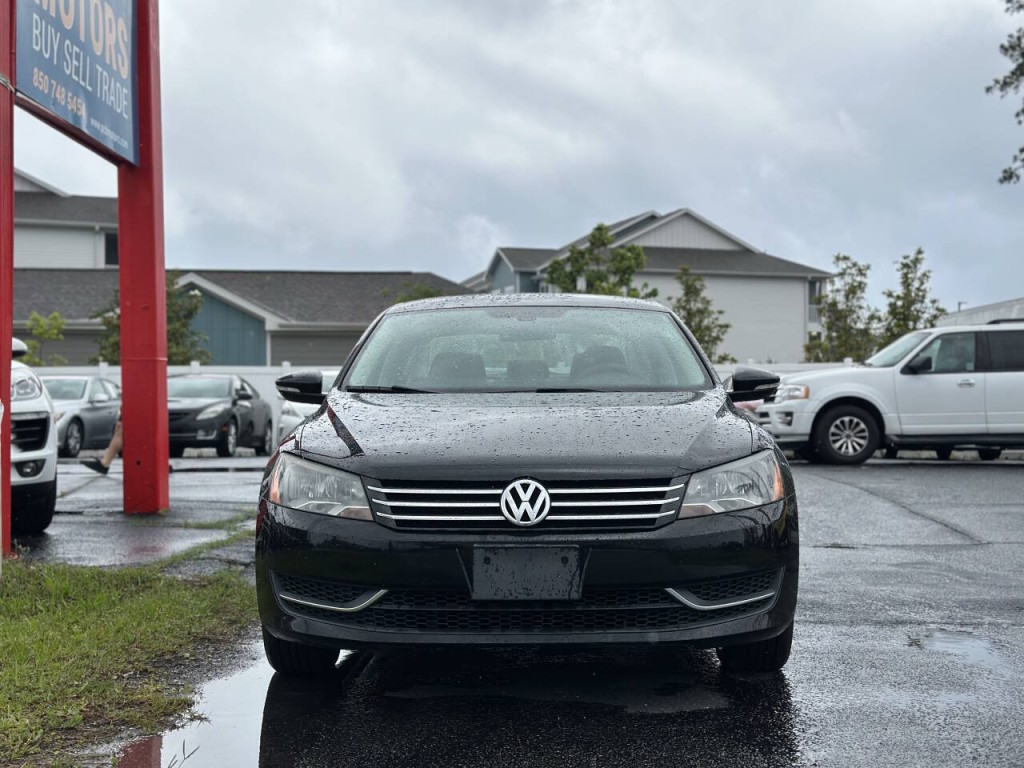 2012 Volkswagen Passat Image 2