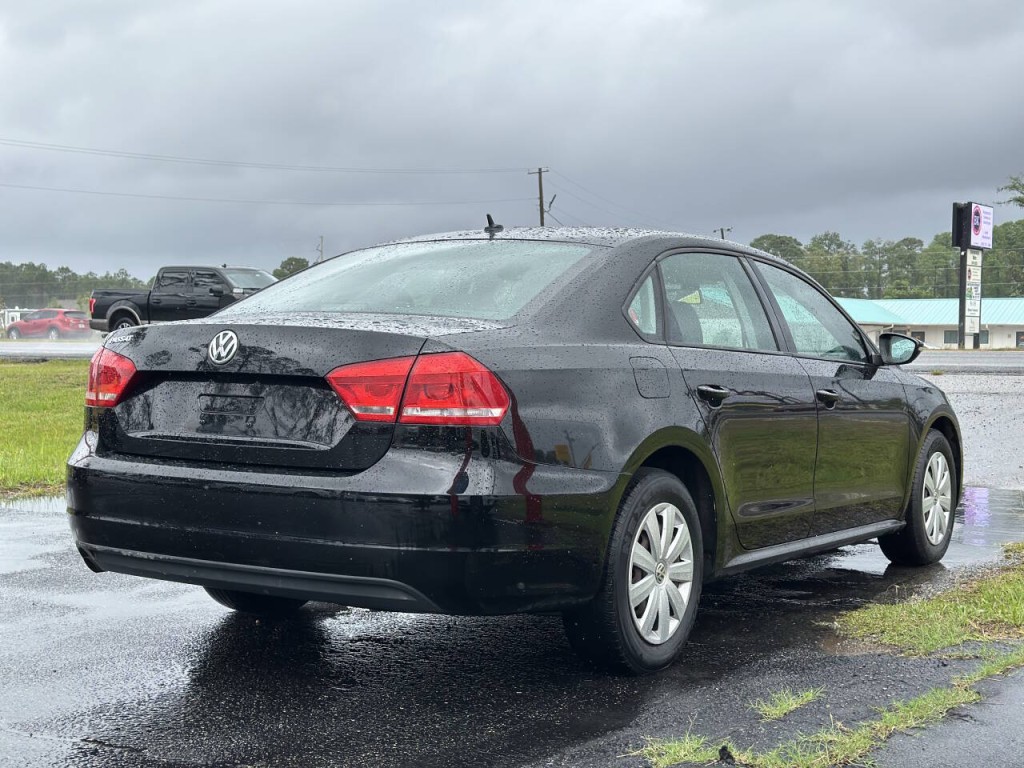 2012 Volkswagen Passat Image 6