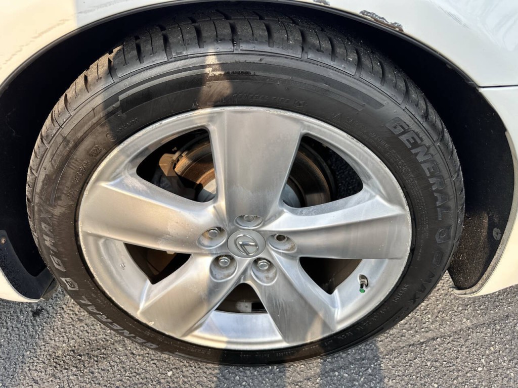 2011 Lexus LS 460 Image 20