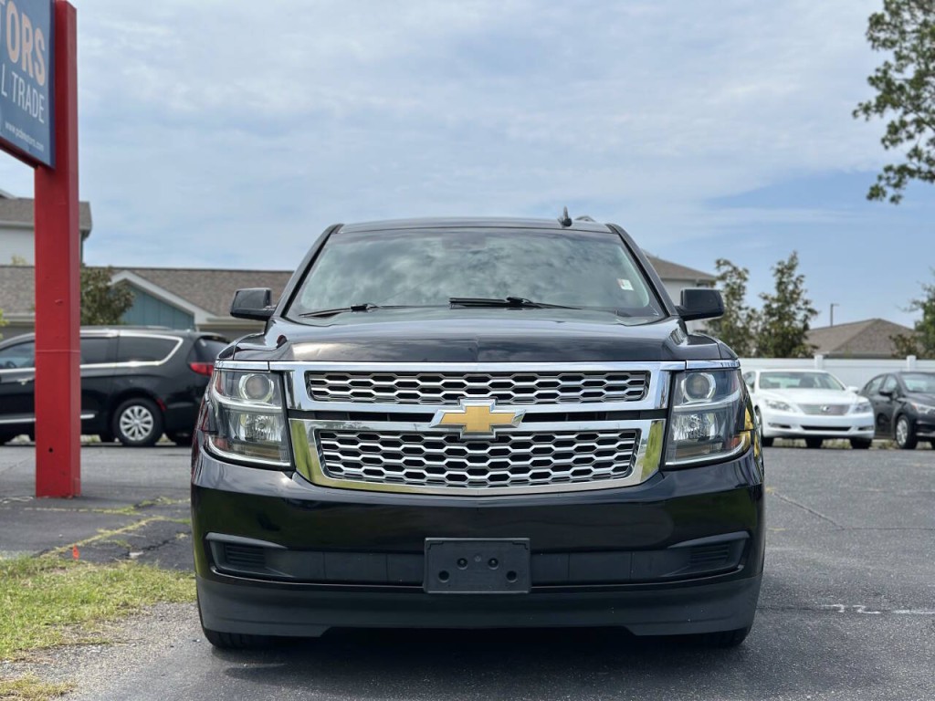 2018 Chevrolet Tahoe Image 2