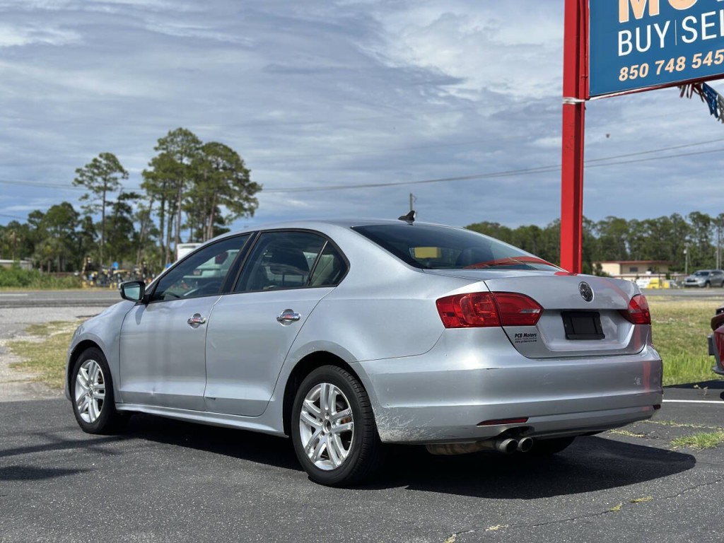 2014 Volkswagen Jetta Image 4