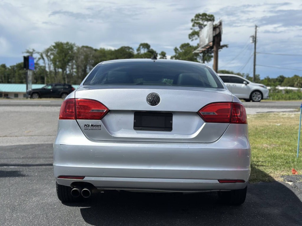 2014 Volkswagen Jetta Image 5