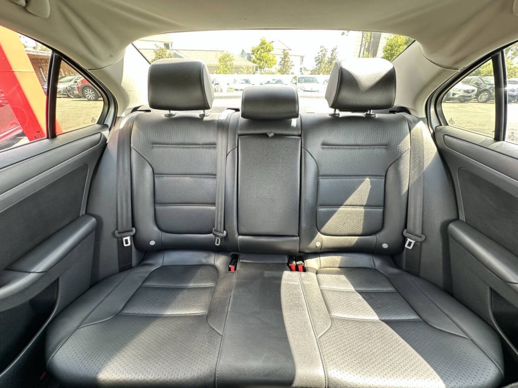 2014 Volkswagen Jetta Image 10