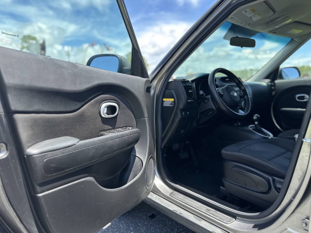 2017 Kia Soul Image 7
