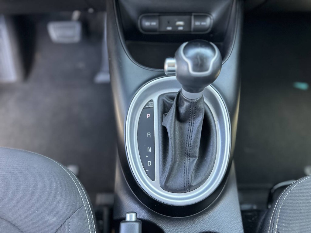 2017 Kia Soul Image 14