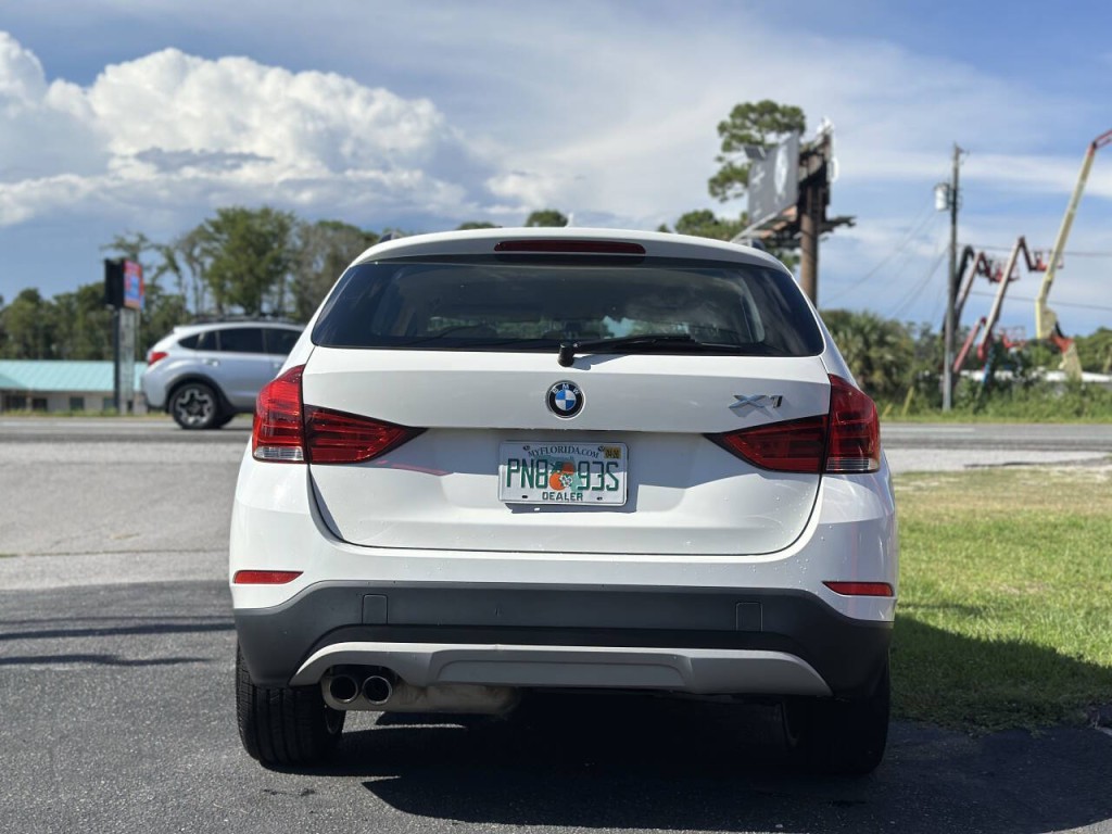 2015 BMW X1 Image 5