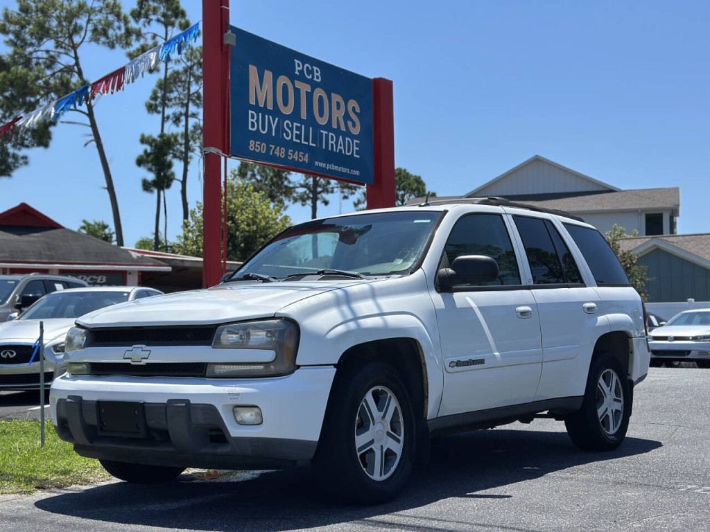 2004 Chevrolet Trailblazer Image 1