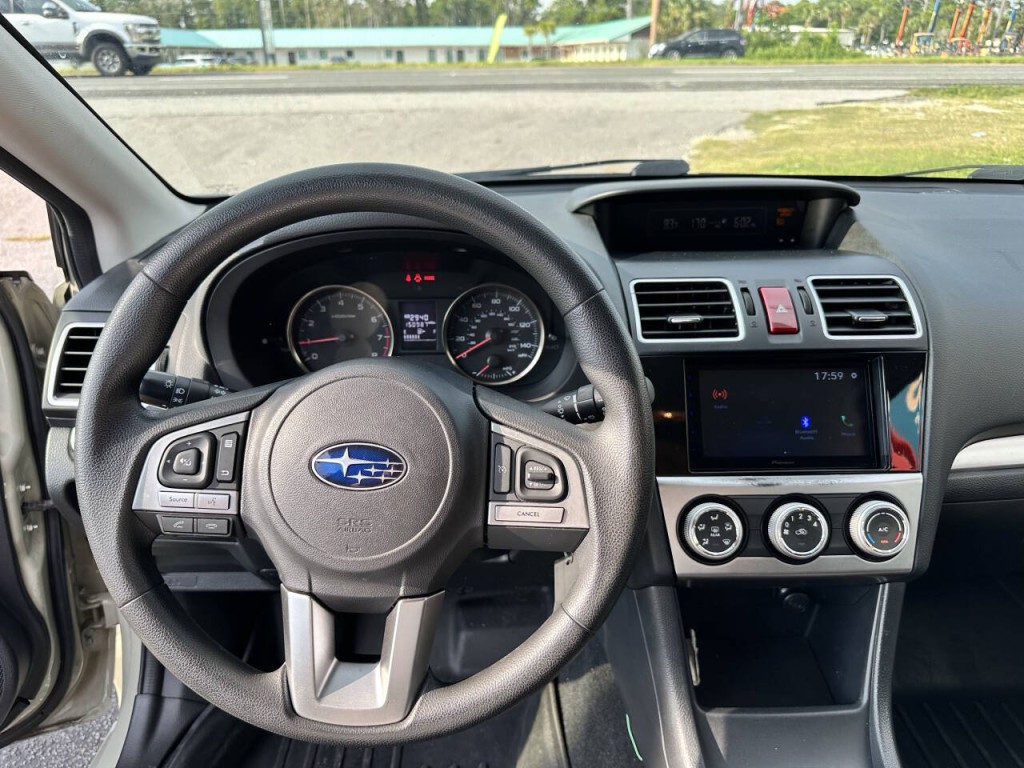 2016 Subaru Crosstrek Image 12