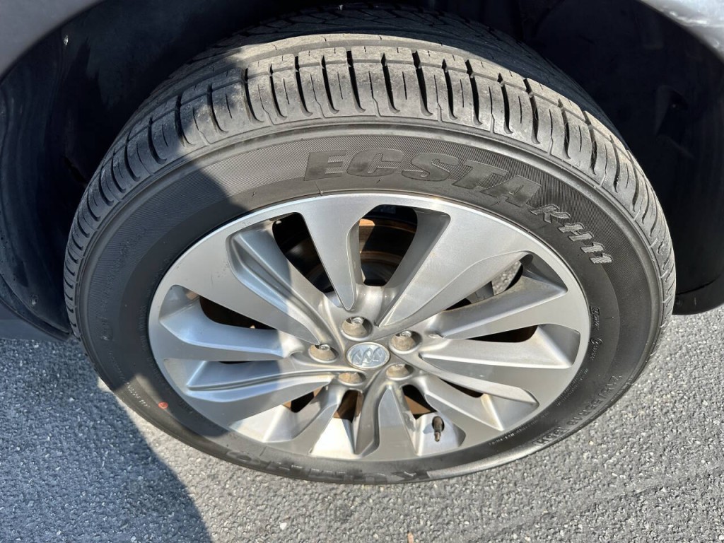 2019 Buick Enclave Image 17