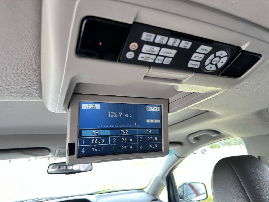 2011 Honda Odyssey Image 18