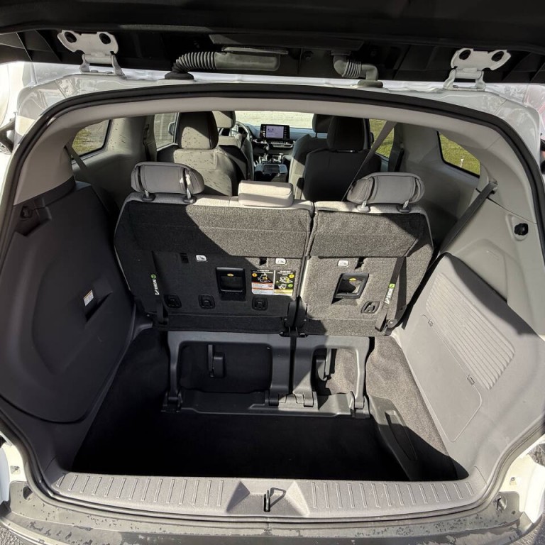 2023 Toyota Sienna Image 13