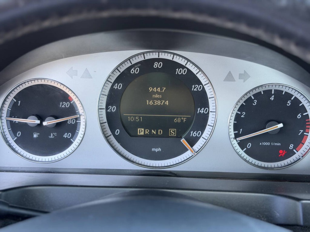 2008 Mercedes-Benz C-Class Image 14
