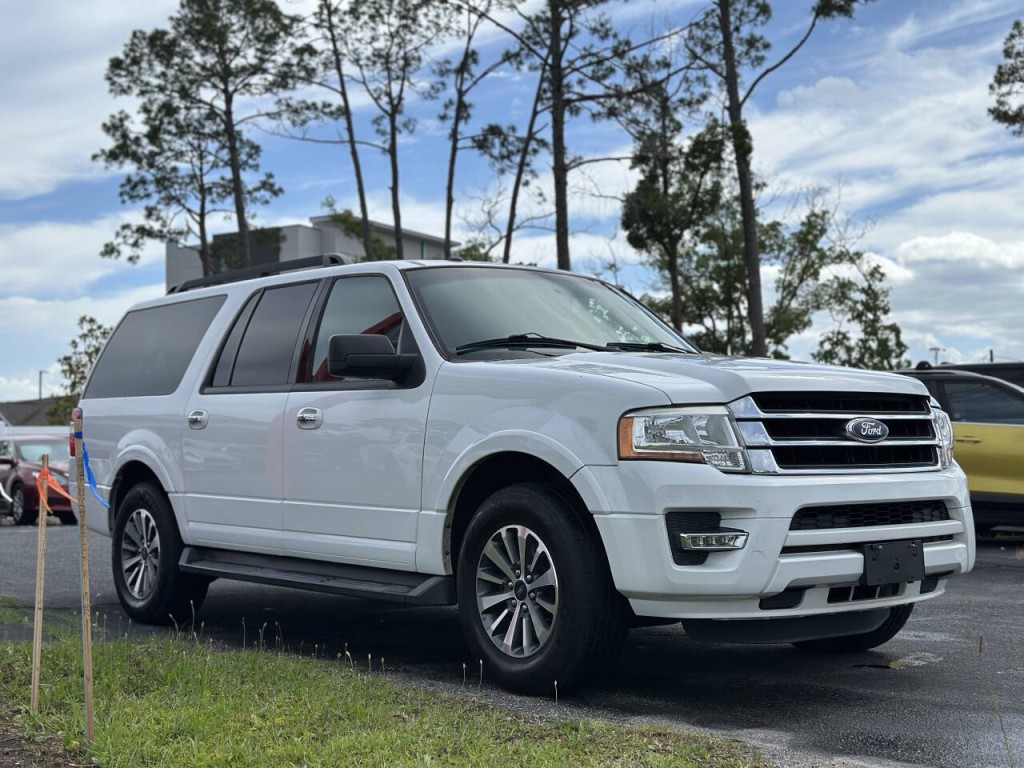 2016 Ford Expedition Image 3