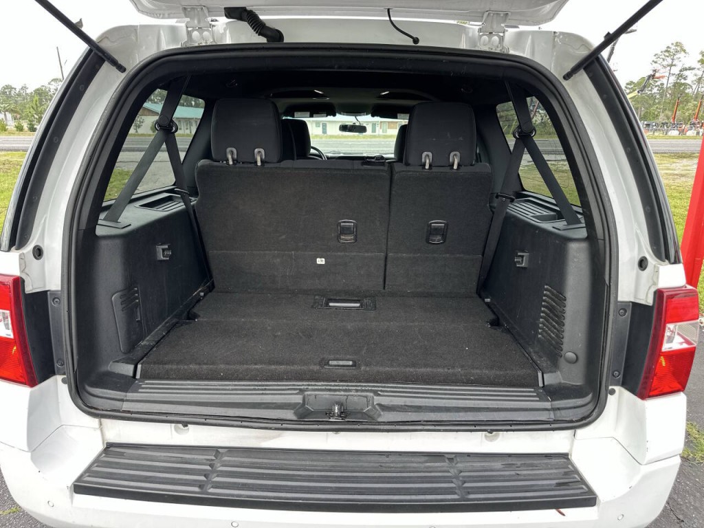 2016 Ford Expedition Image 17