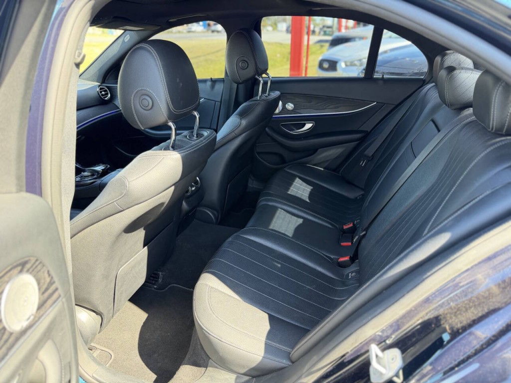 2017 Mercedes-Benz E-Class Image 9