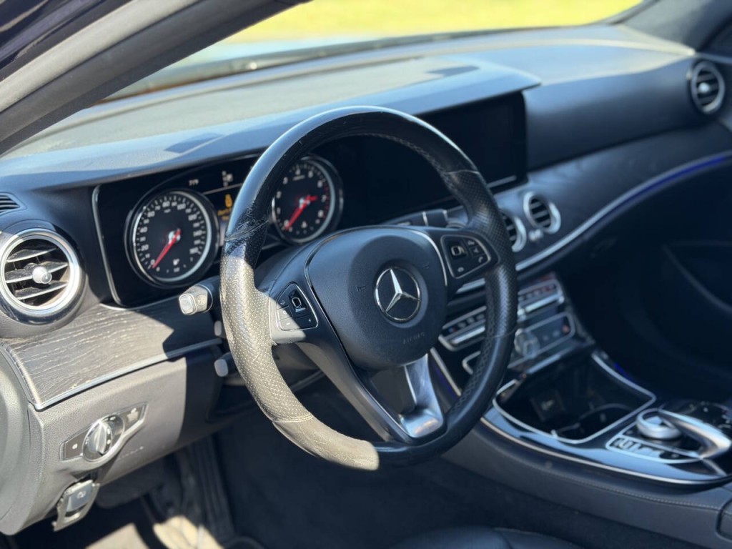 2017 Mercedes-Benz E-Class Image 12