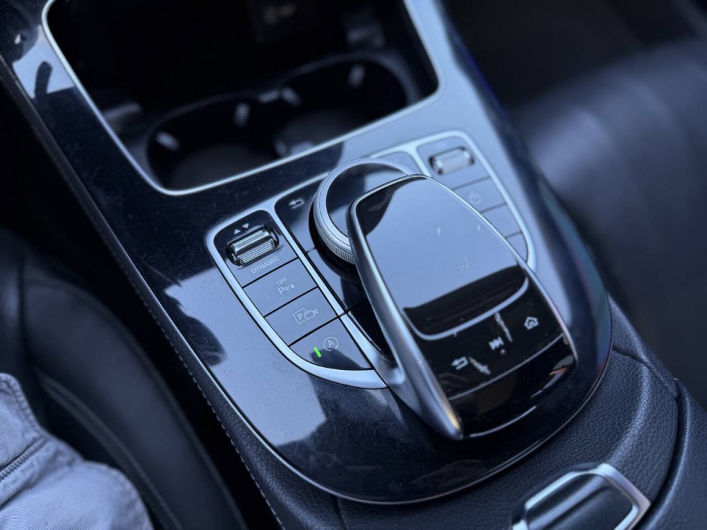 2017 Mercedes-Benz E-Class Image 17