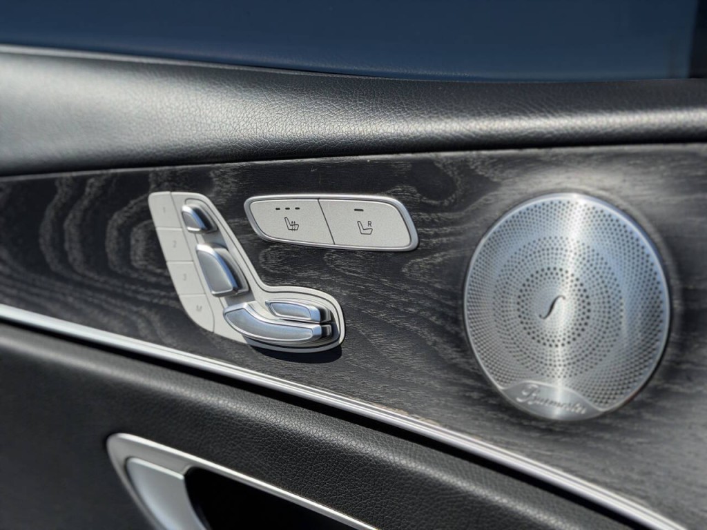 2017 Mercedes-Benz E-Class Image 18