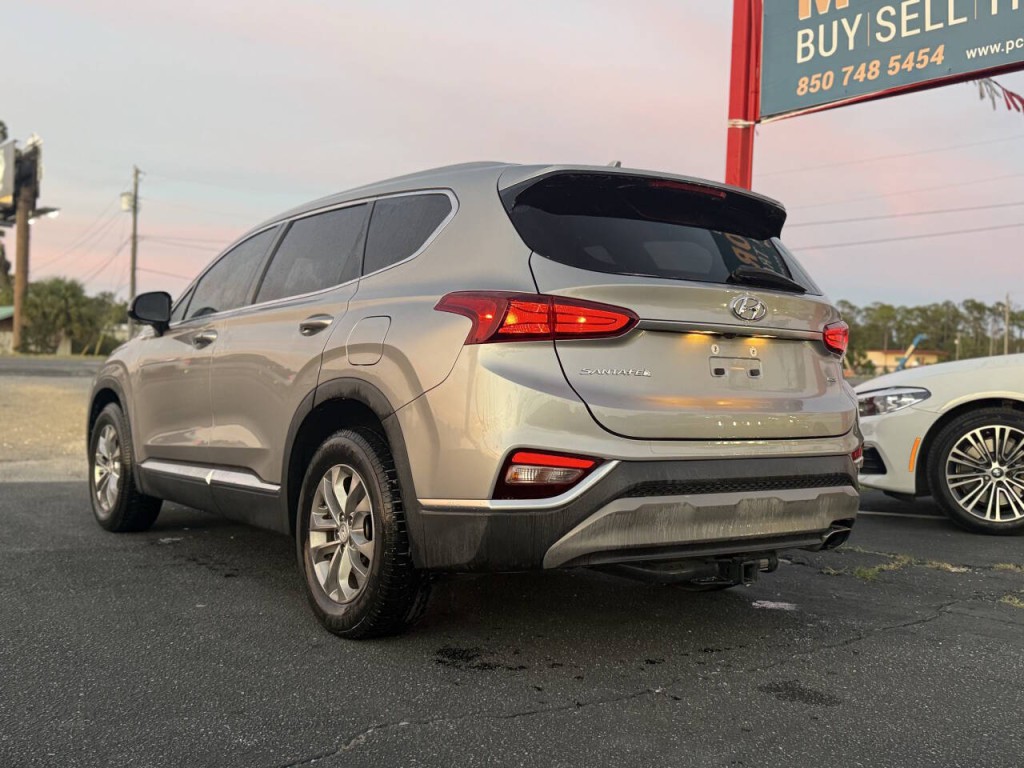 2020 Hyundai Santa Fe Image 4