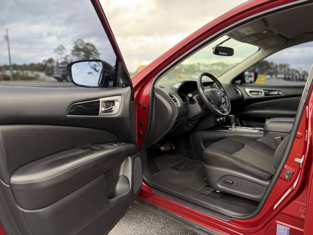 2019 Nissan Pathfinder Image 7