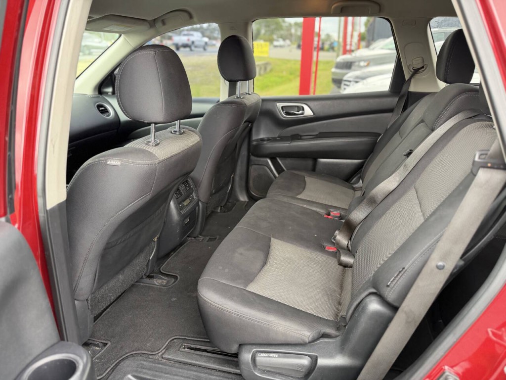 2019 Nissan Pathfinder Image 10