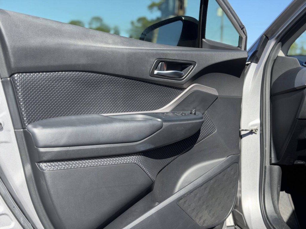 2020 Toyota C-HR Image 7