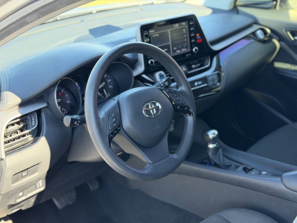 2020 Toyota C-HR Image 8