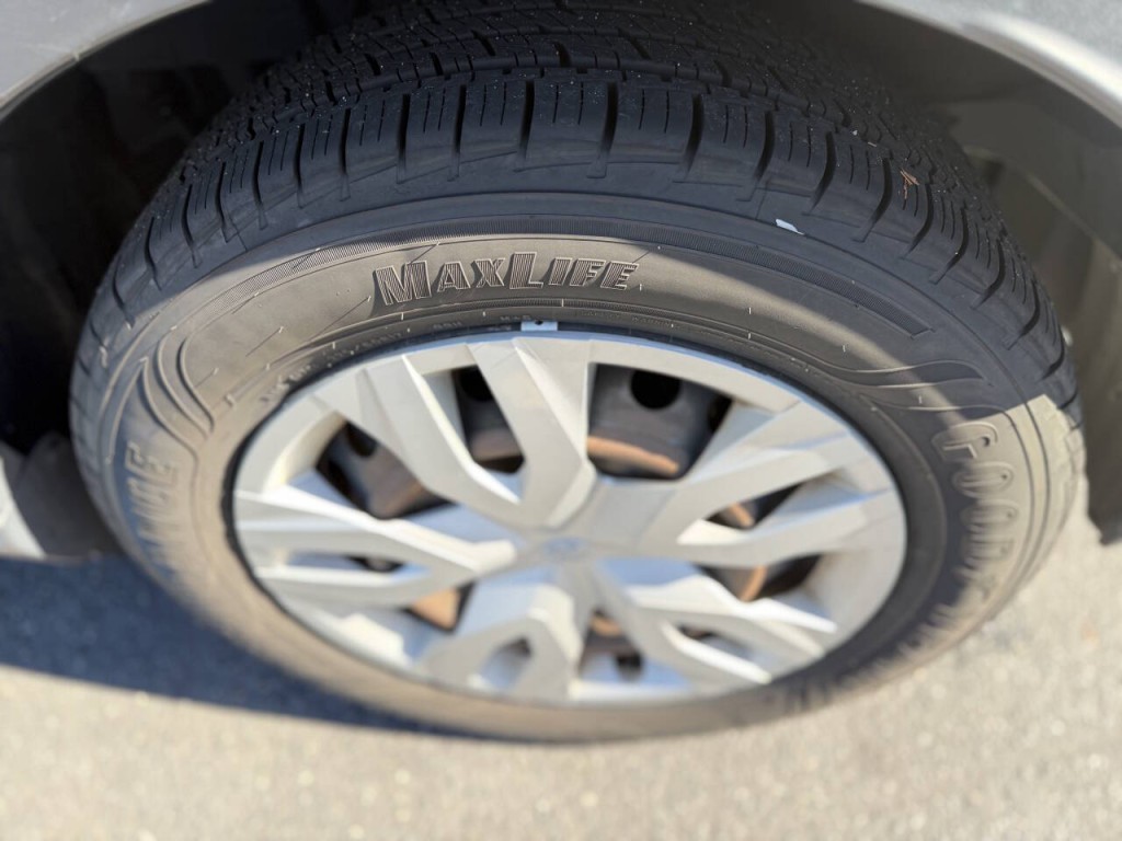 2020 Toyota C-HR Image 16