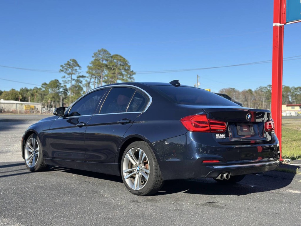 2016 BMW 3 Series Image 4