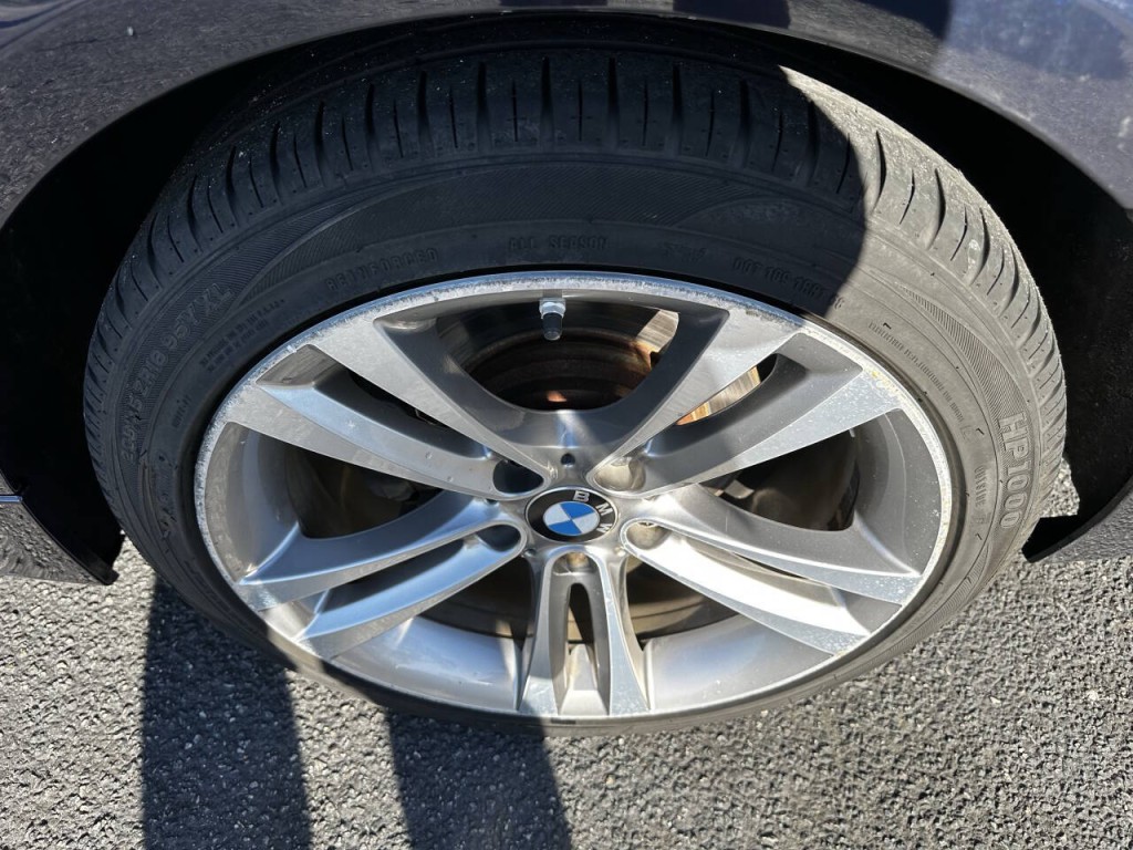 2016 BMW 3 Series Image 18