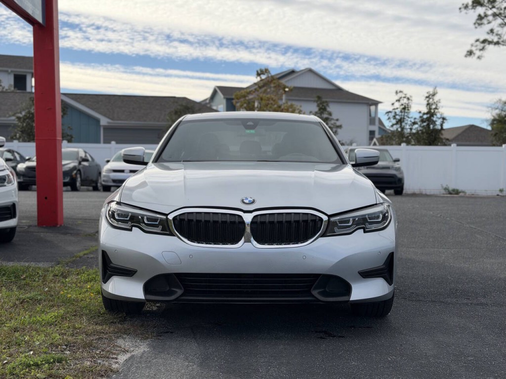 2020 BMW 3 Series Image 2