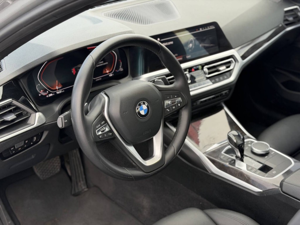 2020 BMW 3 Series Image 4