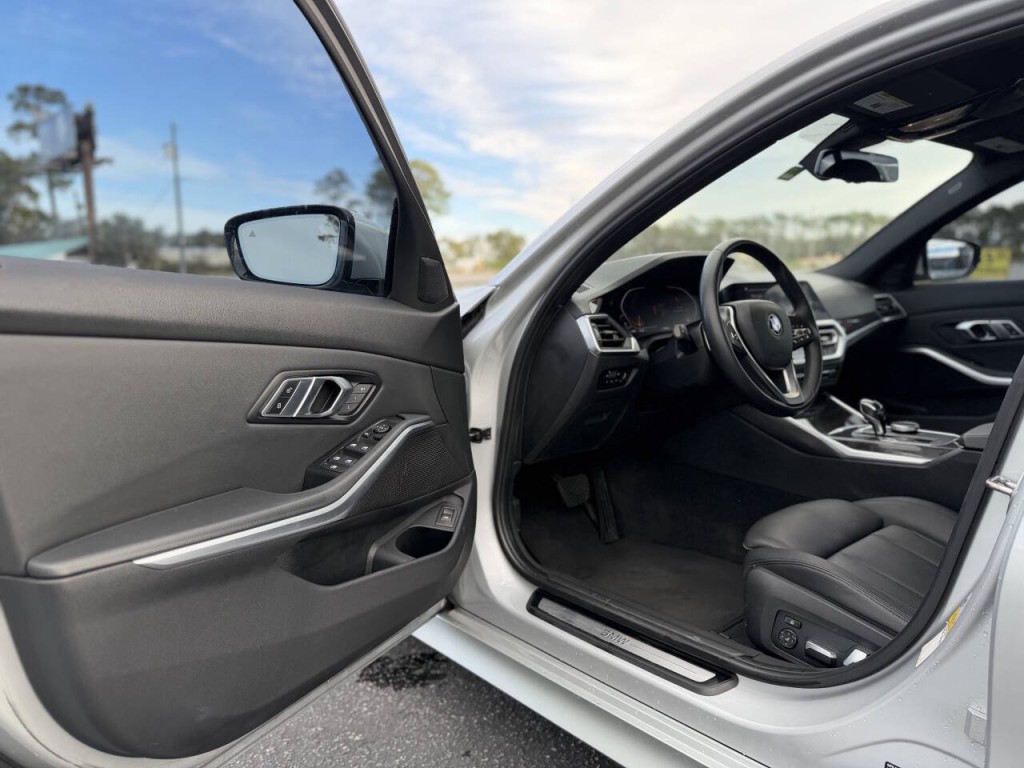 2020 BMW 3 Series Image 8