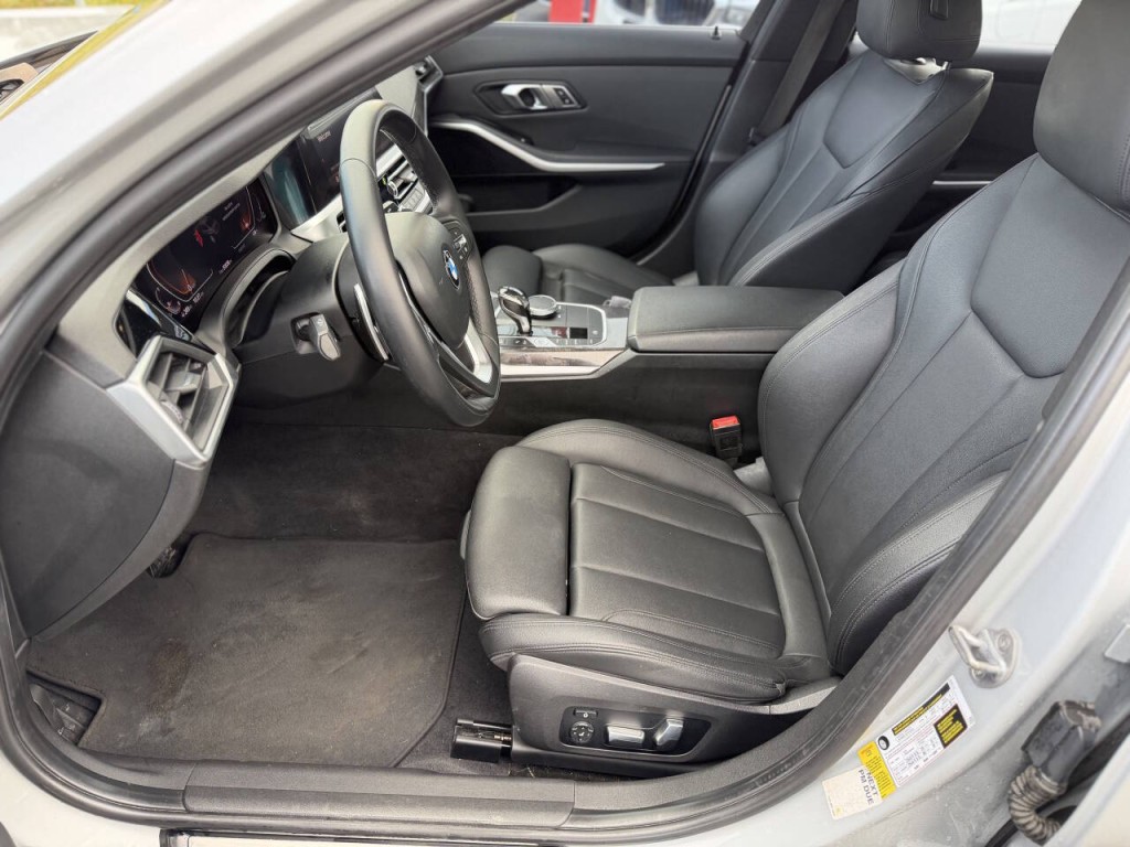 2020 BMW 3 Series Image 10