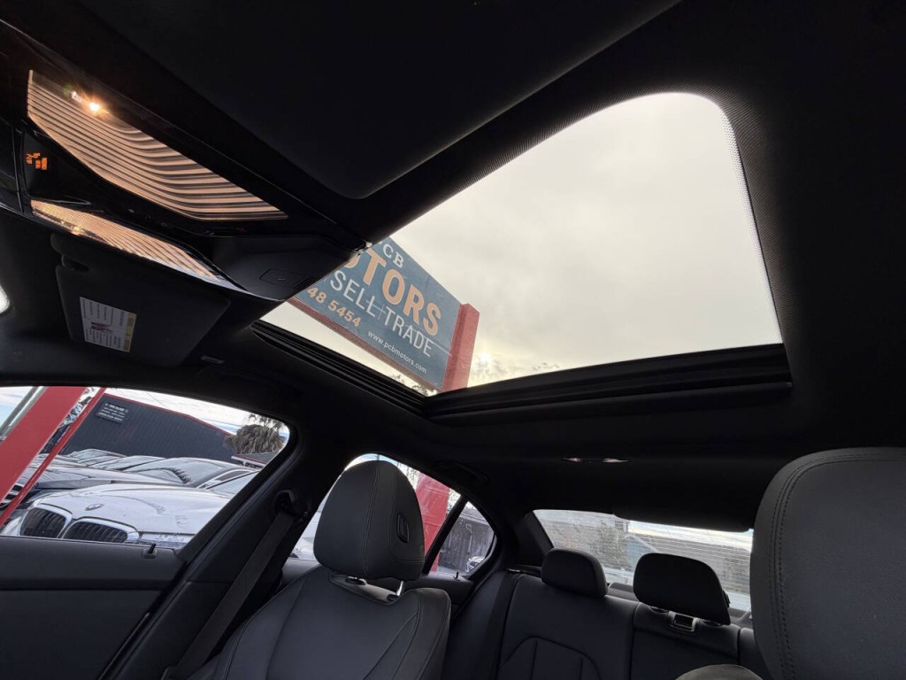 2020 BMW 3 Series Image 18