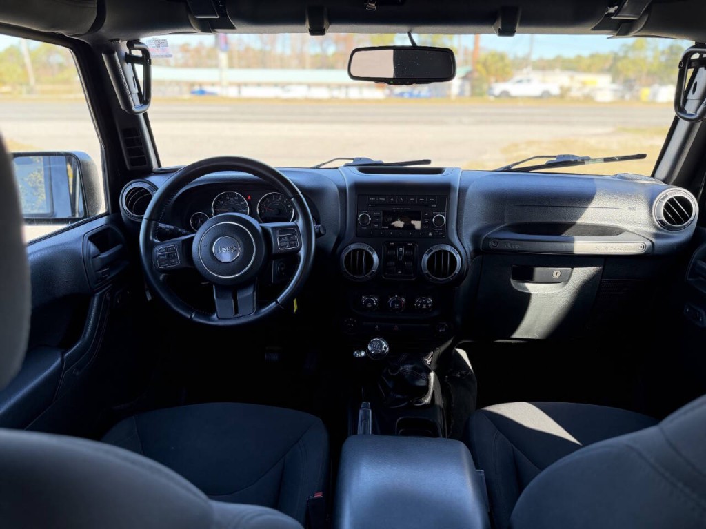 2016 Jeep Wrangler Unlimited Image 11