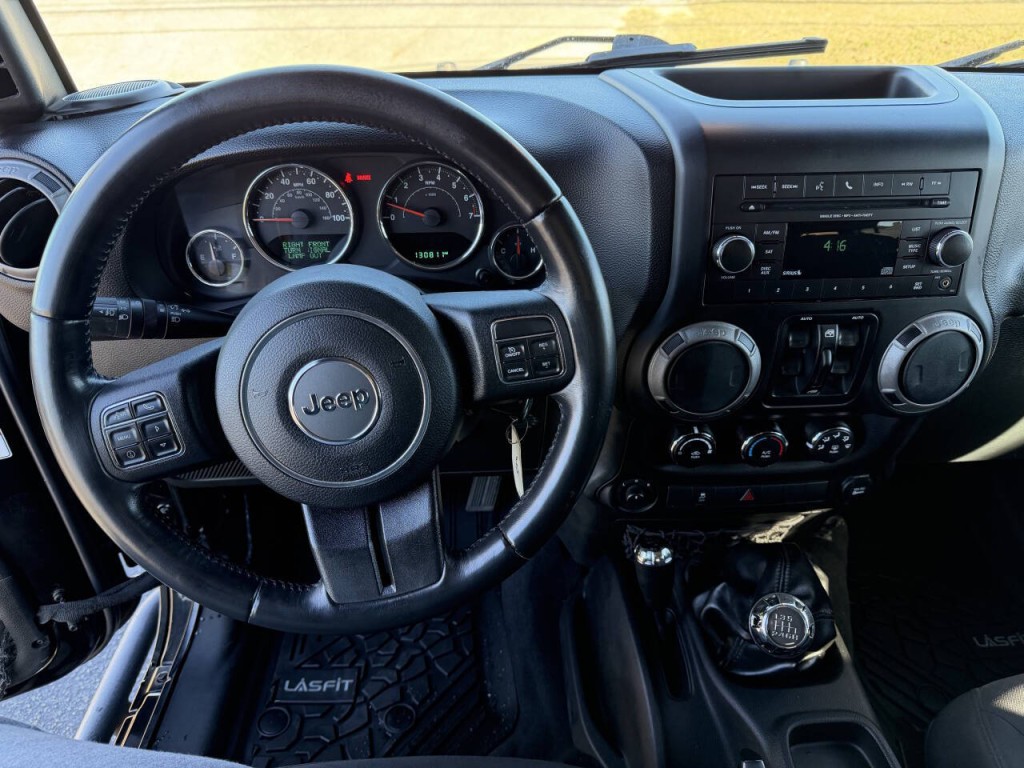 2016 Jeep Wrangler Unlimited Image 12
