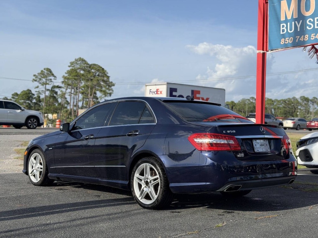 2012 Mercedes-Benz E-Class Image 4