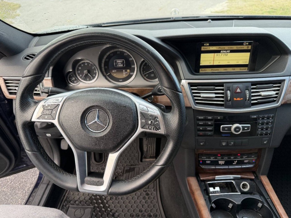 2012 Mercedes-Benz E-Class Image 13
