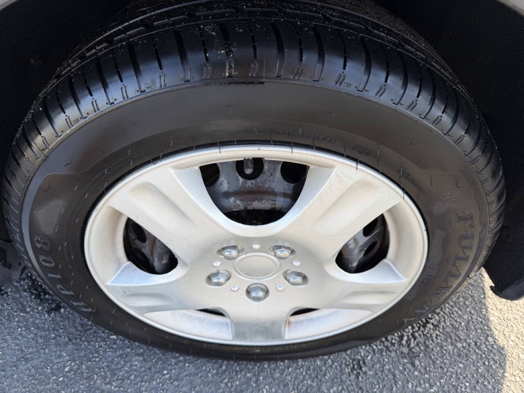 2012 Toyota Camry Image 8