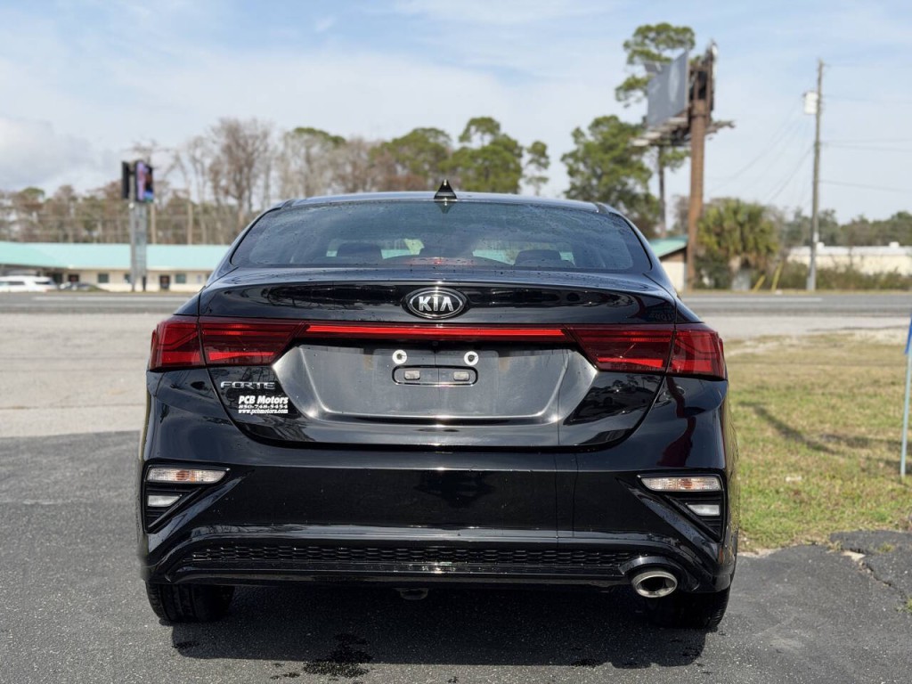 2021 Kia Forte Image 5